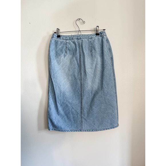 Y2K Light Denim Skirt‎ - Picture 4 of 6